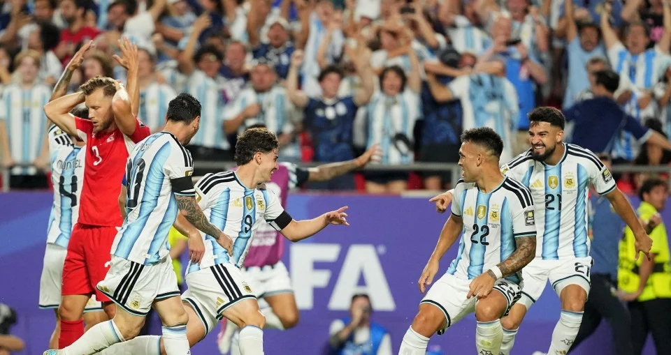 جوليان ألفاريز دون أبافاش الأرجنتين أمام سويسرا وترسلها إلى النهائي قبل إنكلترا