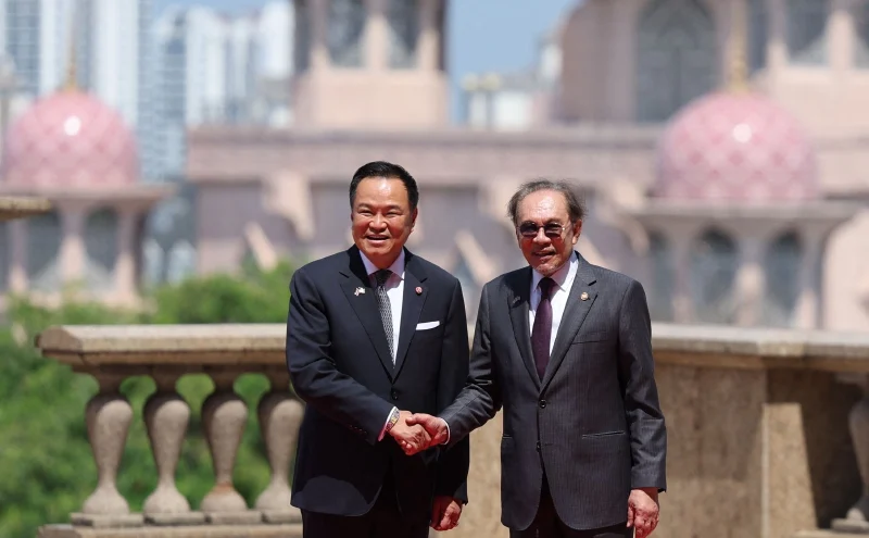 Malaysia, Thailand prime ministers meet to boost bilateral ties, cooperation