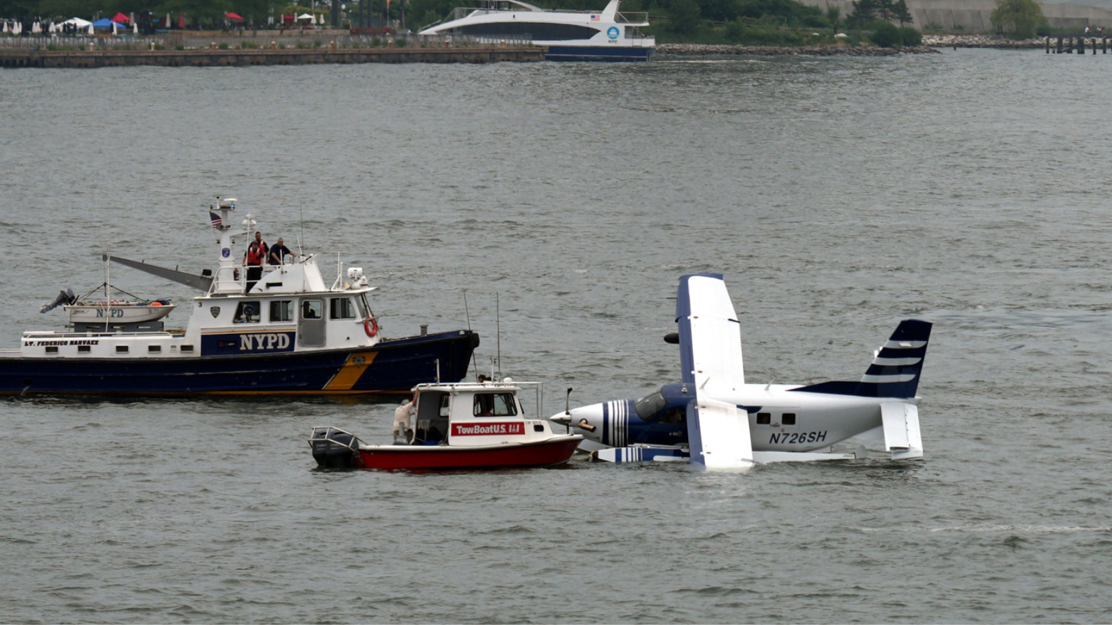 Horror as seaplane crash-lands in New York river with eight people on board