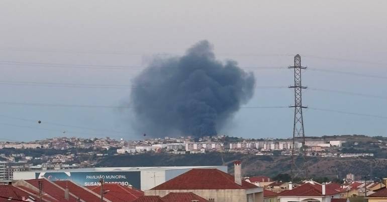 Industrial fire in Camarat given as dominated