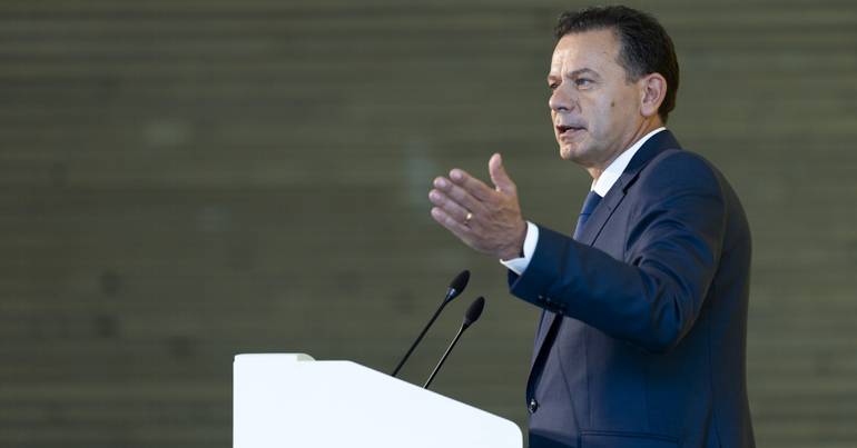 الجبل الأسود يمتدح العودة إلى البرتغال
