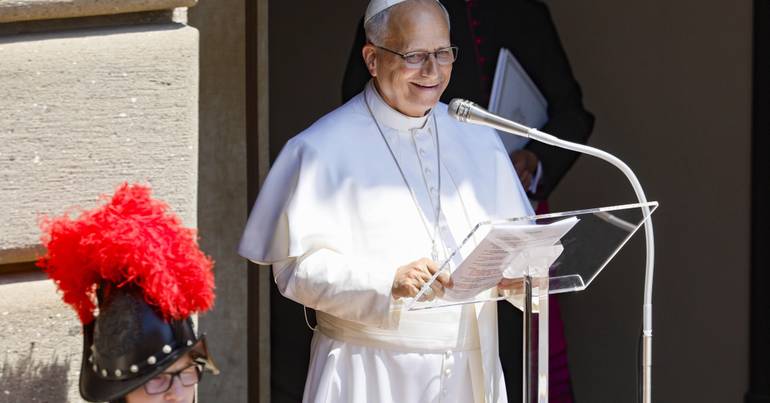Against "winds of war", Pope asks "dialogue and diplomacy"