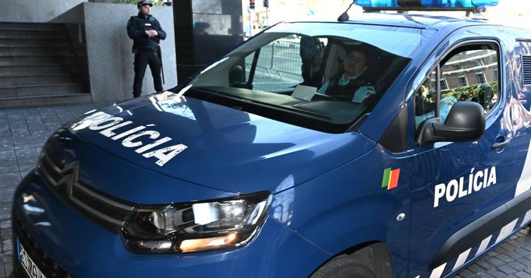 Rixa with dozens of people causes three wounded in Porto