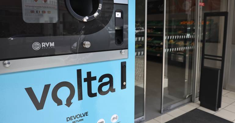 Lisbon suffers after demand for packaging in waste