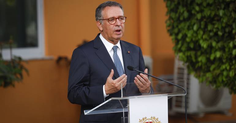 Insurance promulgates stateless citizen status