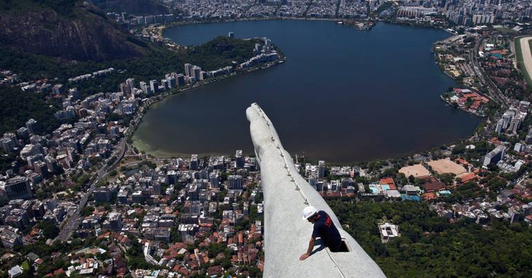 Brazil raises inflation forecast to 5.1% in 2026