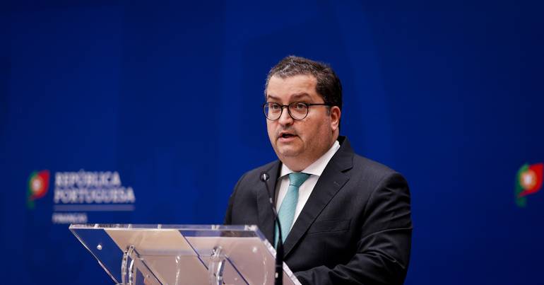 Le gouvernement justifie l'augmentation de la dette publique avec les dépôts
