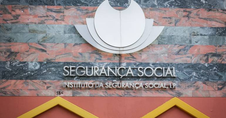 IL requests report on the sustainability of Social Security