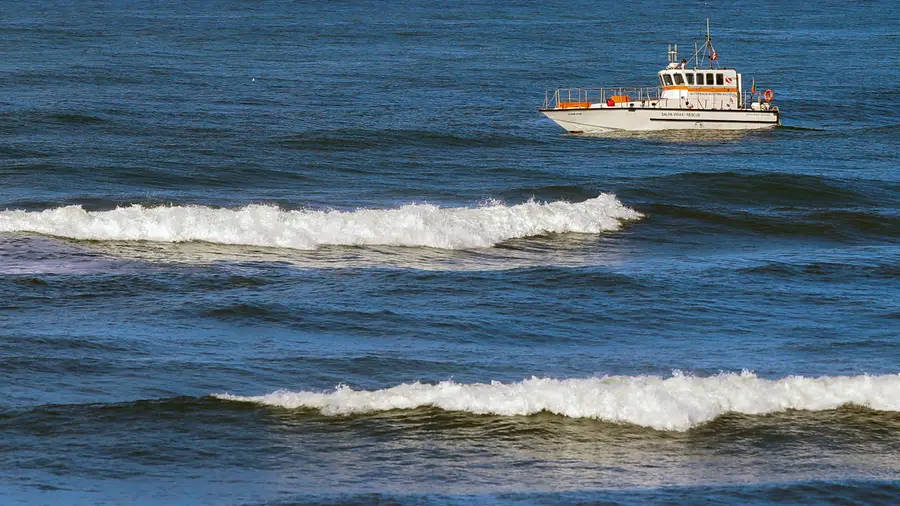 Interdiction des bains sur la plage de Nazareth