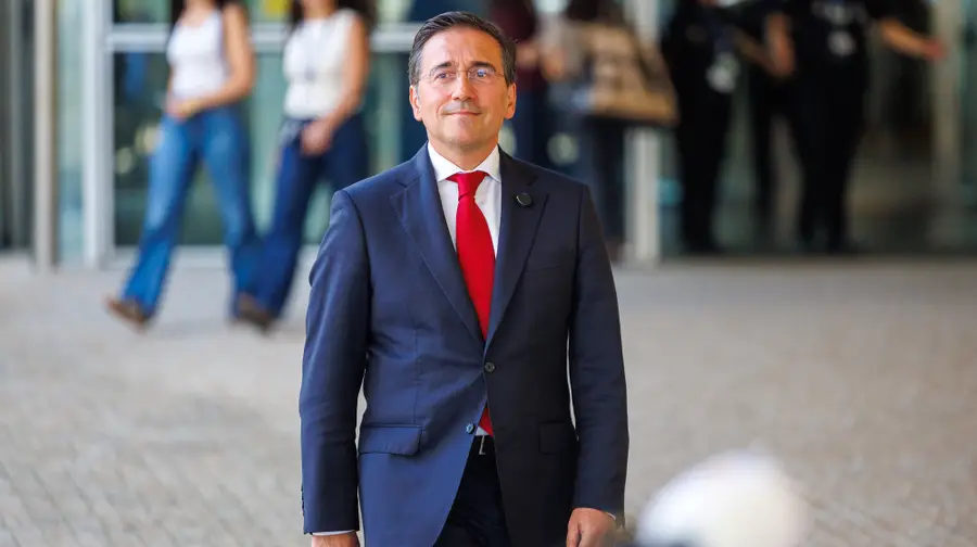 Spain maintains claim on Gibraltar's sovereignty