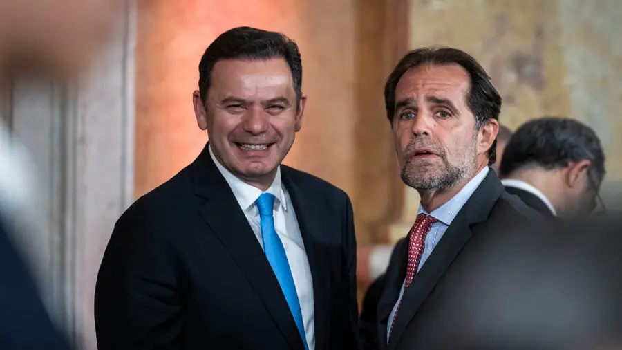 Albuquerque had a "proficient" meeting with Prime Minister in Lisbon