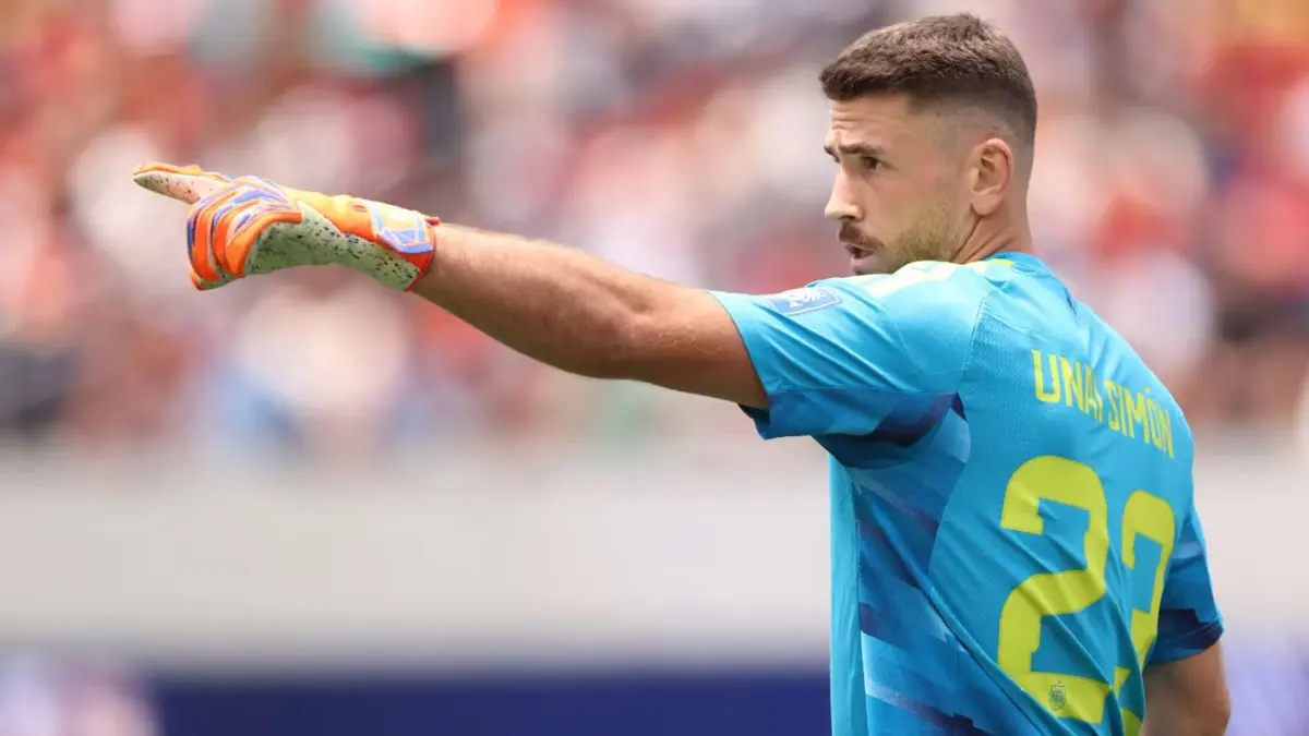 يوناي سيمون يحصل على القفاز الذهبي لكأس العالم 2026