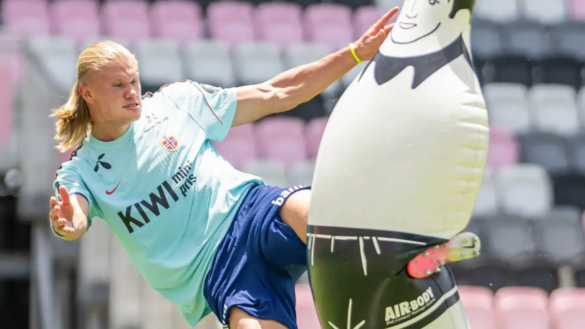 England captain Harry Kane sets record straight on Erling Haaland comparisons