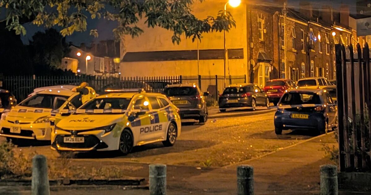 Police swarm Birmingham road as area cordoned off for 'incident' near primary school