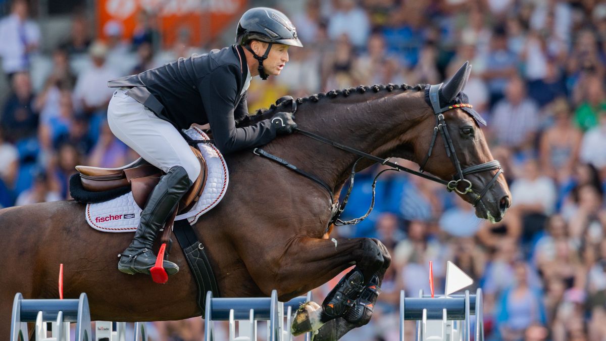Reiting World Cup en Aachen: Michael Jung gana el oro de la Copa Mundial con Chipmunk en versatilidad