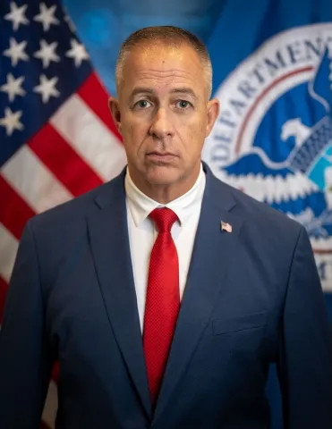 Immigration Agency ICE: The Patriot to deport millions of foreigners for Trump