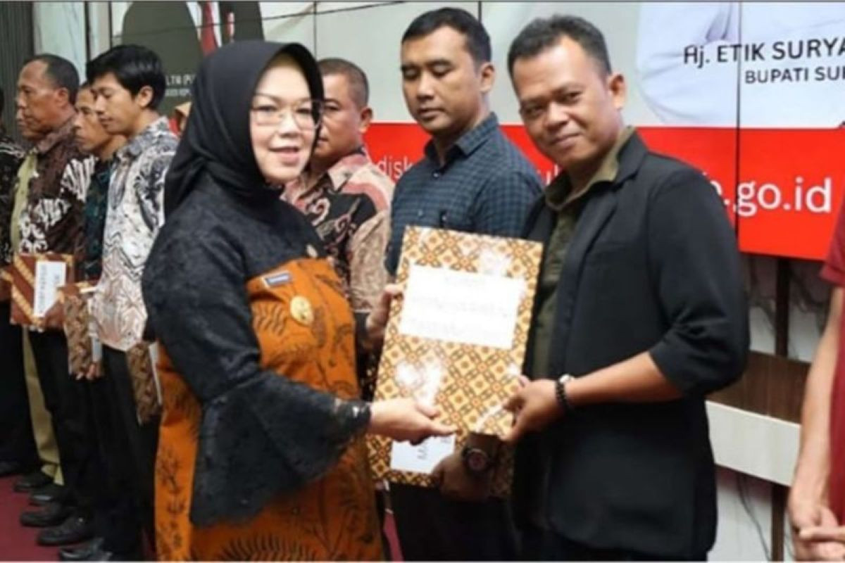 OTT, KPK Arrests Five People Including Etik Suryani, Regent of Sukoharjo