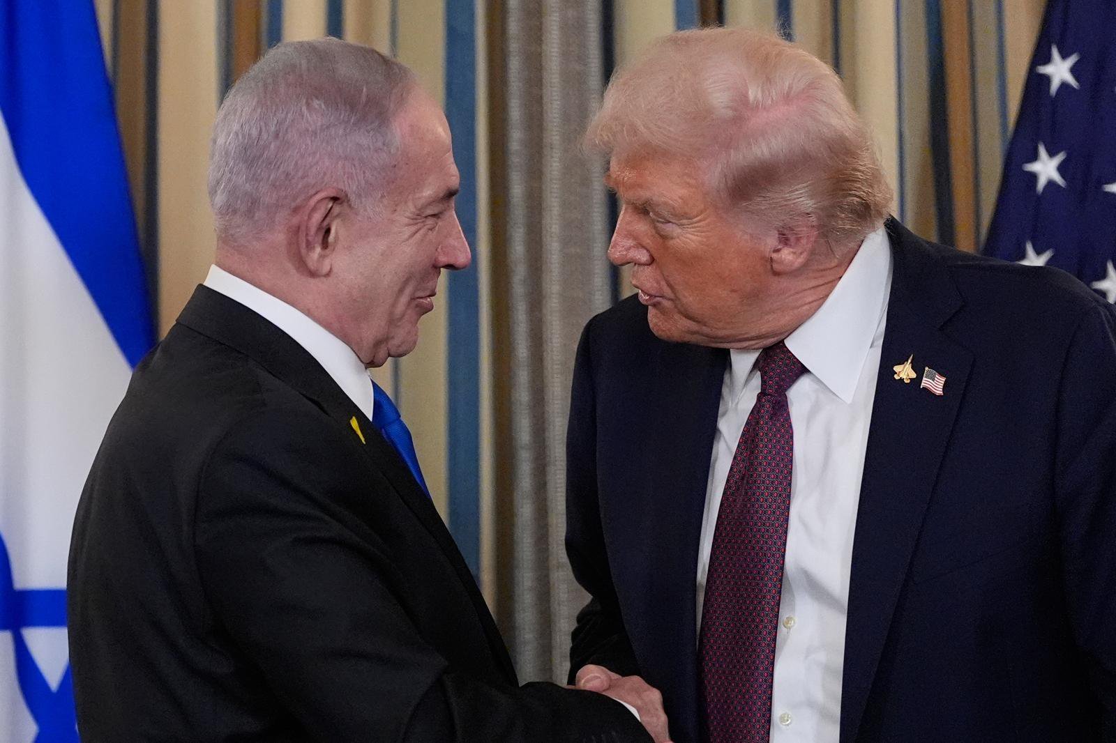 El Canal 12 informó que Israel consideró los comentarios de Trump como un engaño para tranquilizar a Irán; los líderes militares se enteraron por Truth Social
