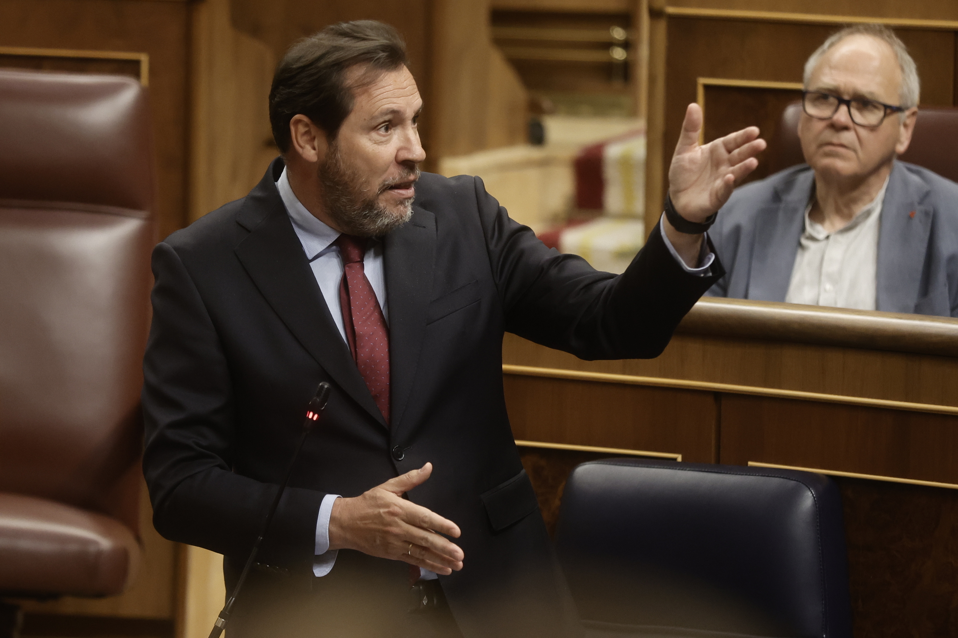 Bridge calls "scoundrels" the PP leaders who link government and fires