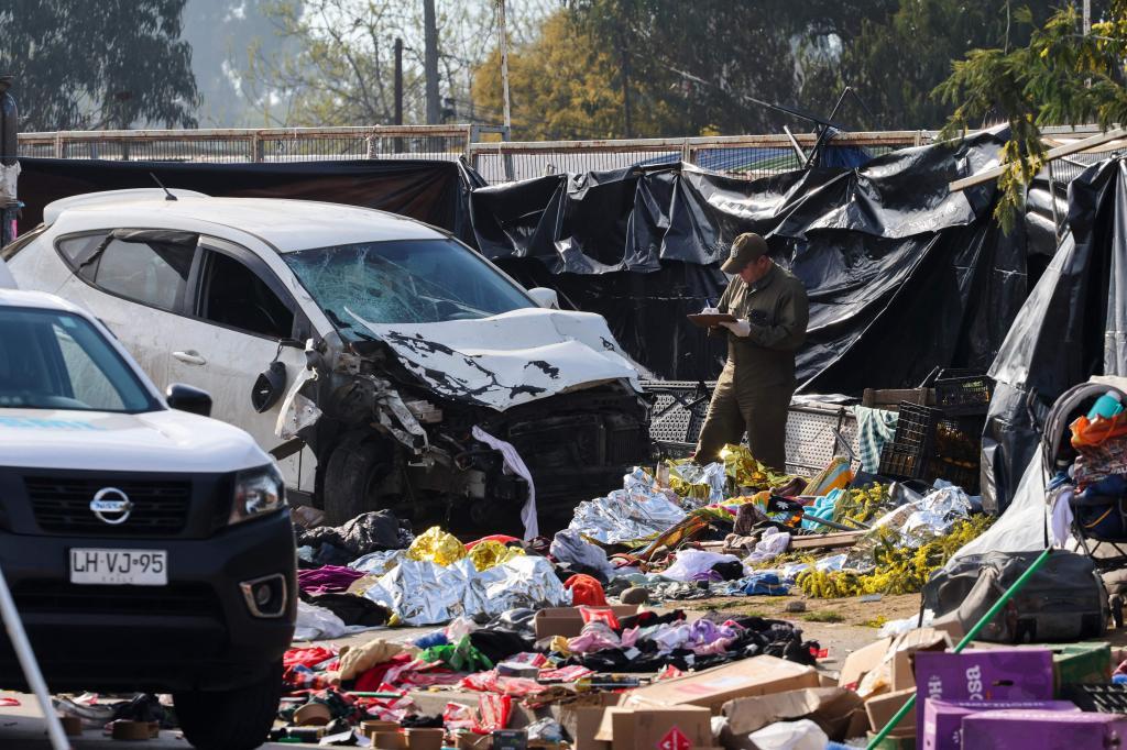 A driver runs over and kills six people in a street market in Viña del Mar Chile