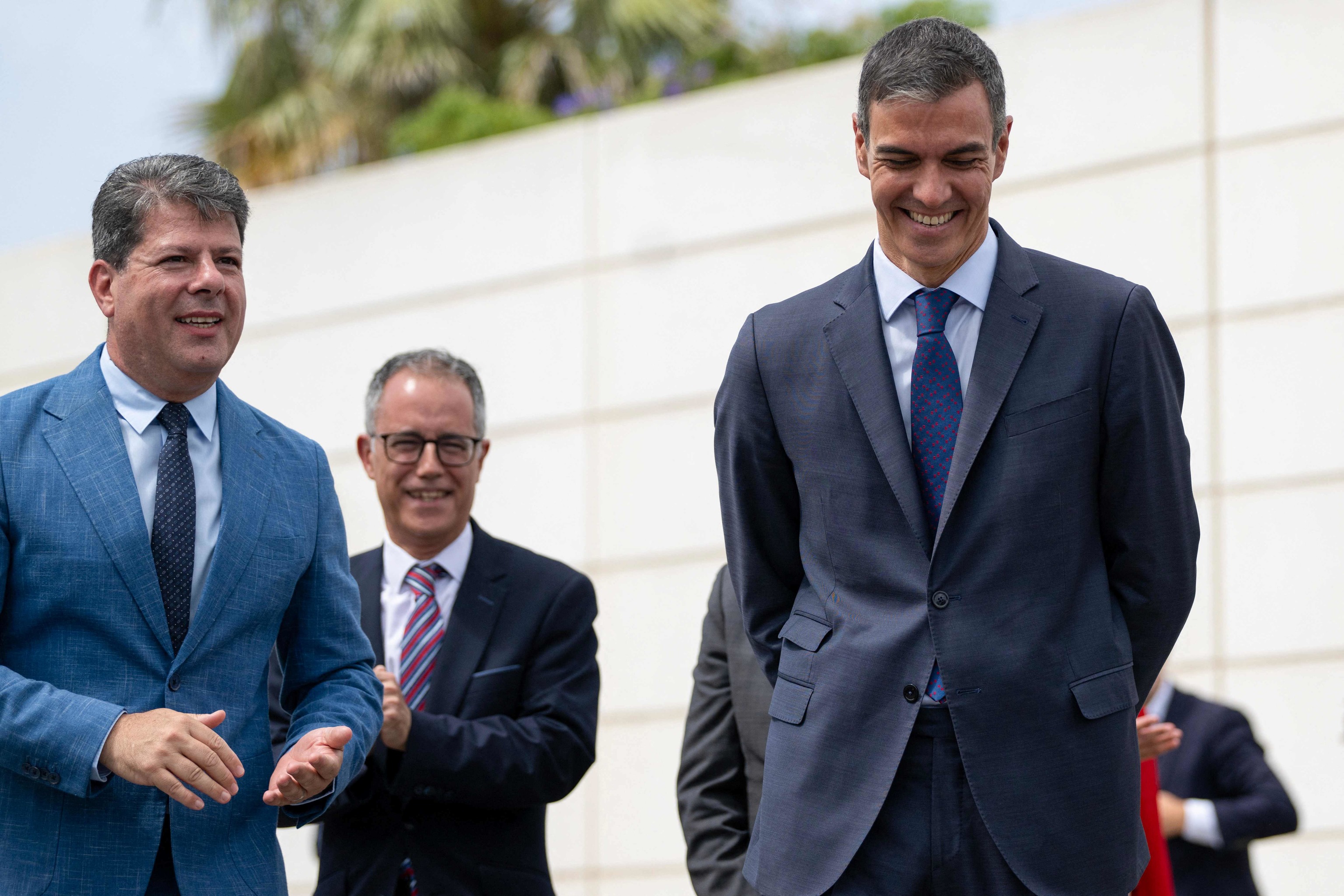 The Spanish president will then travel to Algiers for an official visit; Milei will not come by superstition