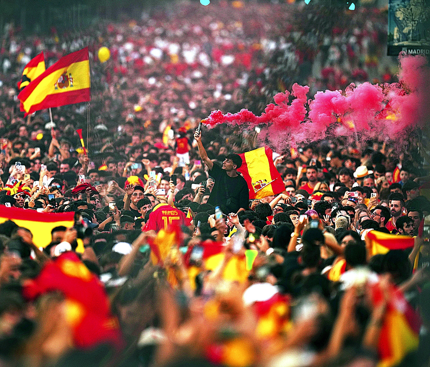 Two million people flood the streets of Madrid: "In 2030 the Cup will become our"