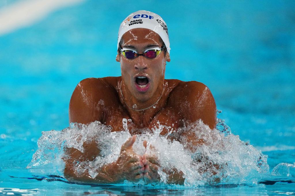 Hugo González se cuelga la plata en los 200 estilos y Laura Cabanes el bronce en los 200 mariposa