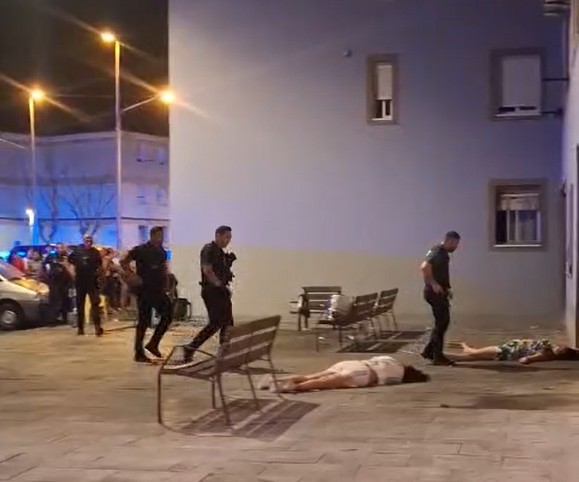 قتل ثلاثة في إطلاق نار، بما في ذلك قاصر، وإصابة خطيرة في جزيرة كريستينا