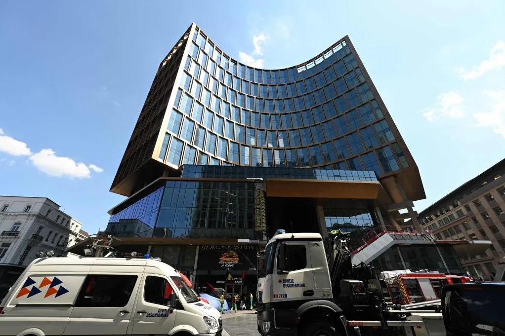 More than 200 workers were in the building when the fire was declared; the missing could be in an elevator