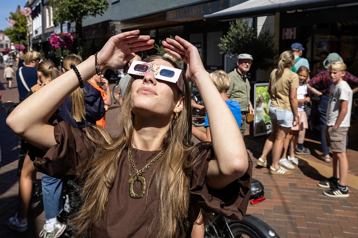 La exdiputada de Ciudadanos que se quedó ciega por mirar un eclipse, avisa: “No son conscientes”