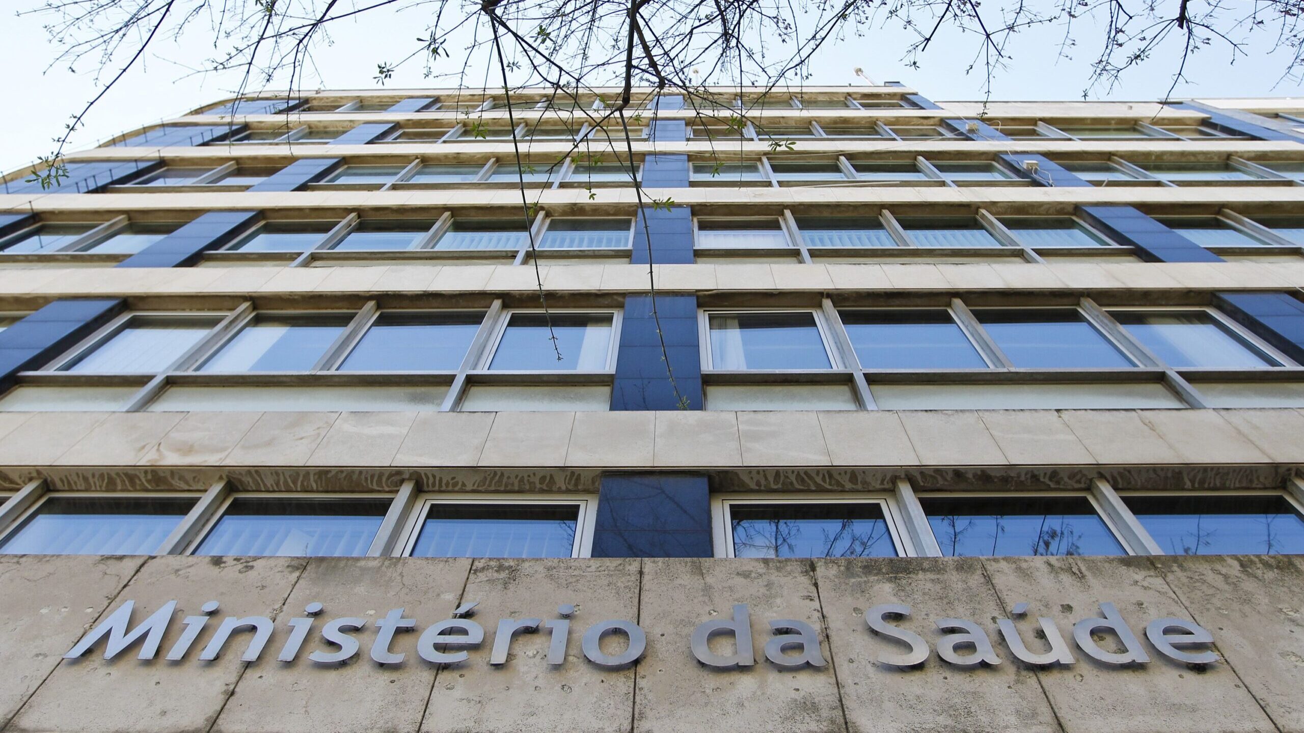 Ministry of Health, INEM and union meet today with September strike on the agenda