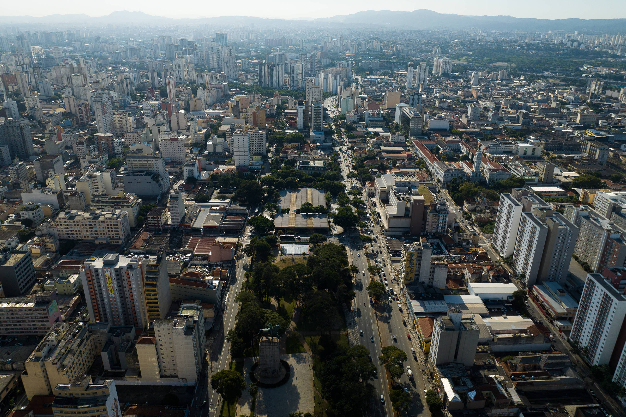 La défense civile est très vigilante face aux fortes rafales de vent dans la capitale et la Grande SP; voir lignes directrices