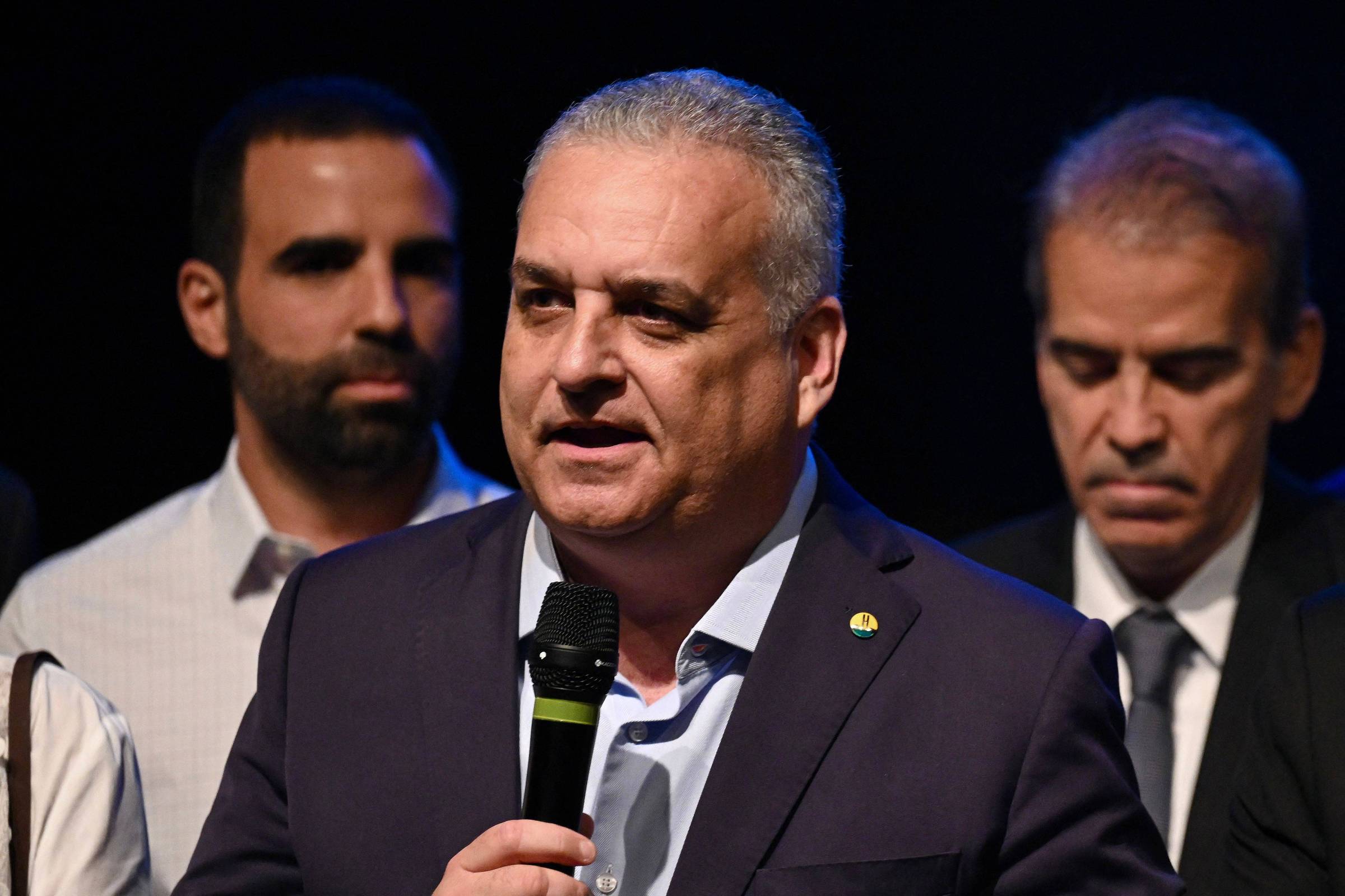 Folha de S.Paulo — Em Cima da Hora