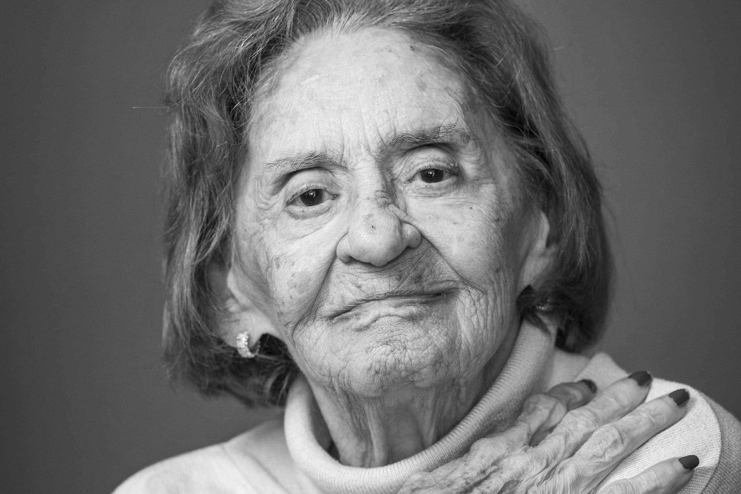 Neta details Laura Cardoso's last moment: "He breathed and left"