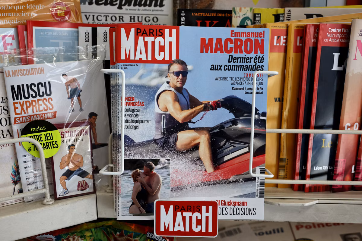 Francia bloquea menos de 15 medios sociales