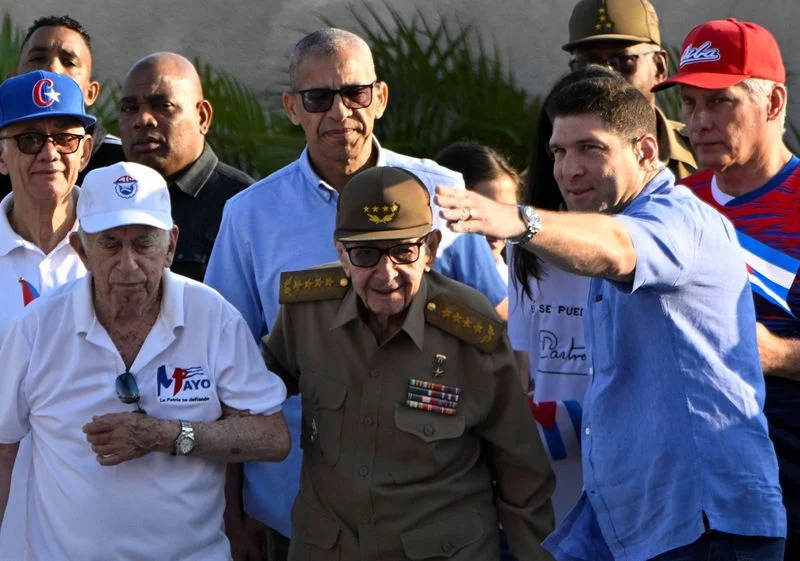 Cuba projects internal unity after Raul Castro's grandson offers to negotiate with US