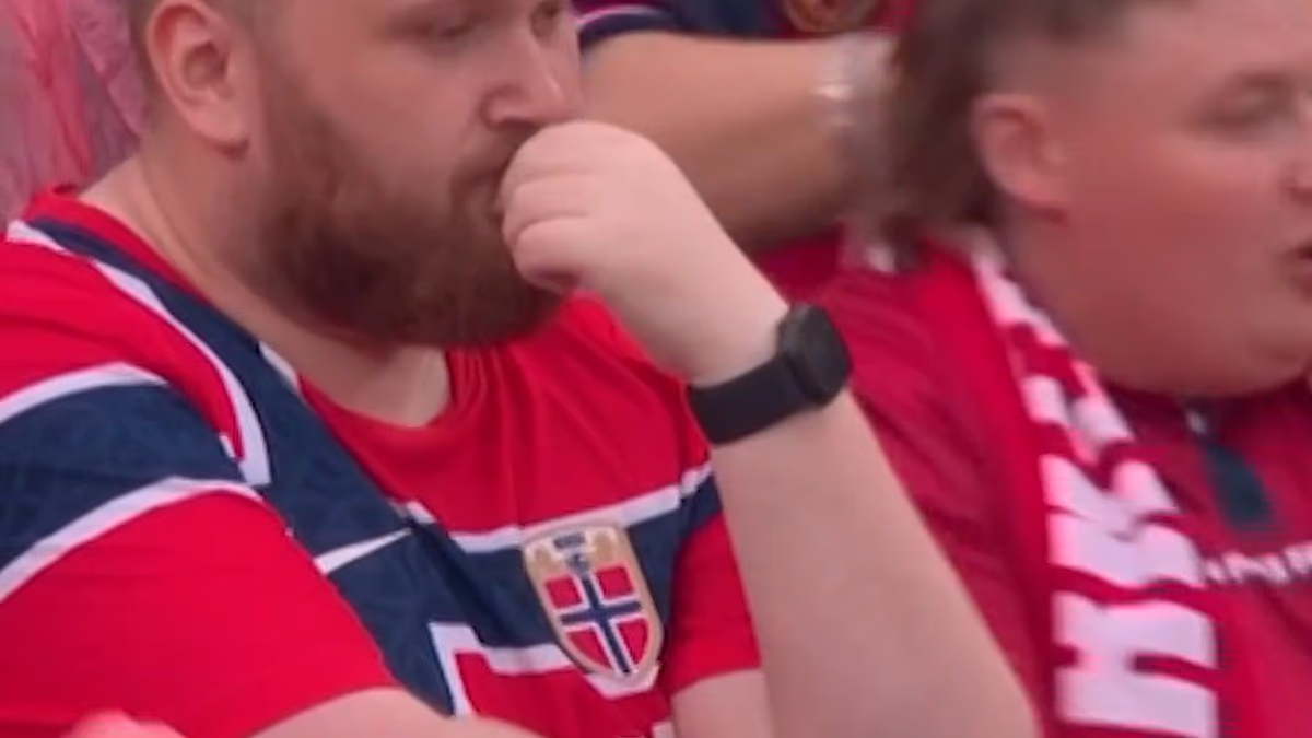 Viking enthusiasts hail spirit, if not technique, of Norway fans' "Viking row"