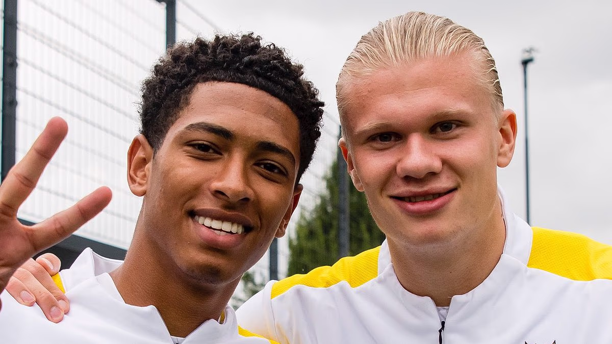 Ståle Solbakken said the showdown between the strikers will decide his side's quarter-final against England