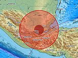 Principales 7.4 huelgas de terremoto de magnitud frente a las costas de México provocando alerta de tsunami
