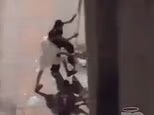 « Chaos absolu » : des milliers de personnes ont violé la frontière marocaine avec le territoire espagnol