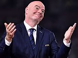 خردة غياني إنفانتينو تخطط FIFA لبيع كأس العالم