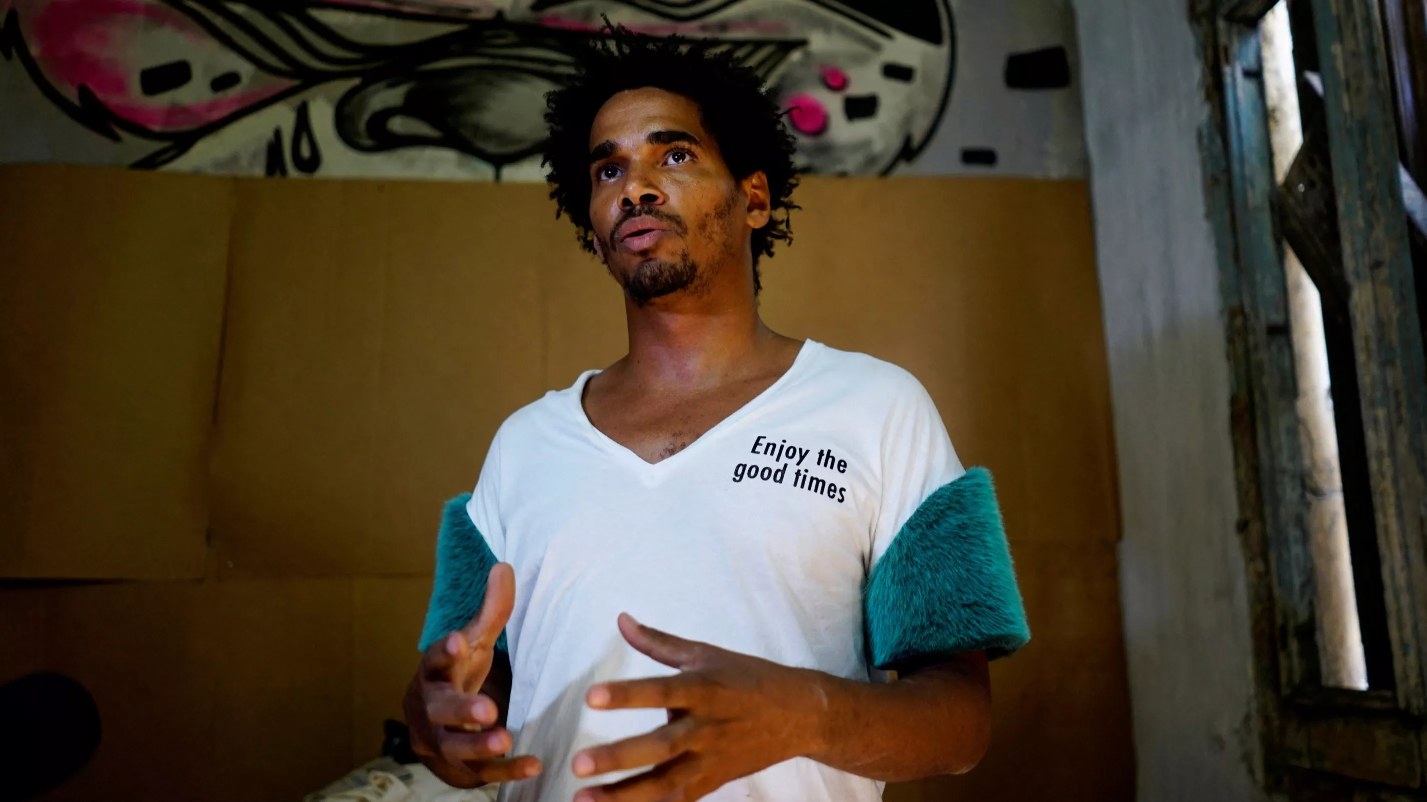 L'artiste de 38 ans, emprisonné cinq ans pour avoir réclamé la liberté d'expression, a obtenu un visa et rejoint Miami
