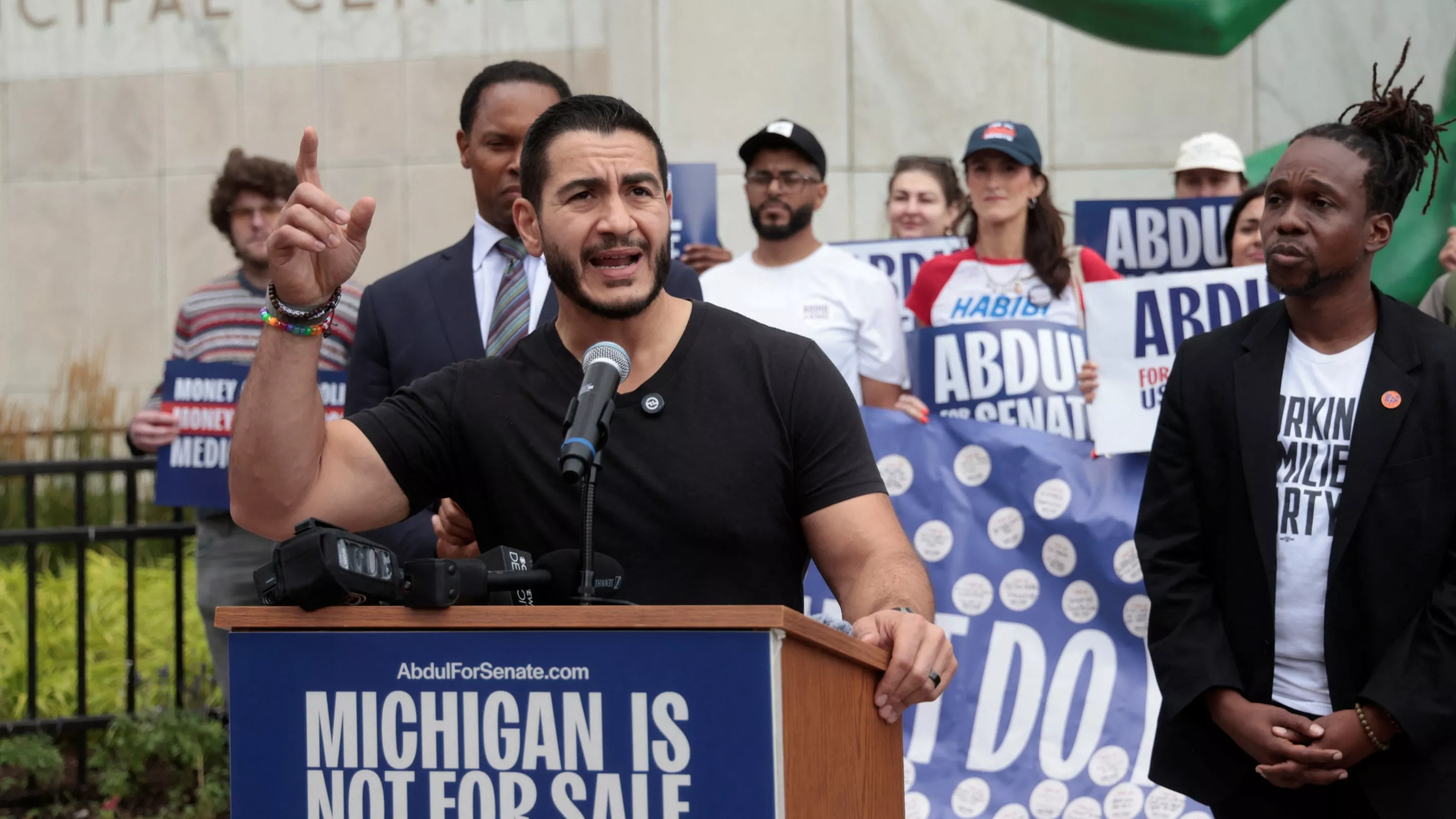 Progressive Abdul El-Sayed projeté pour gagner le Sénat démocratique Michigan primaire