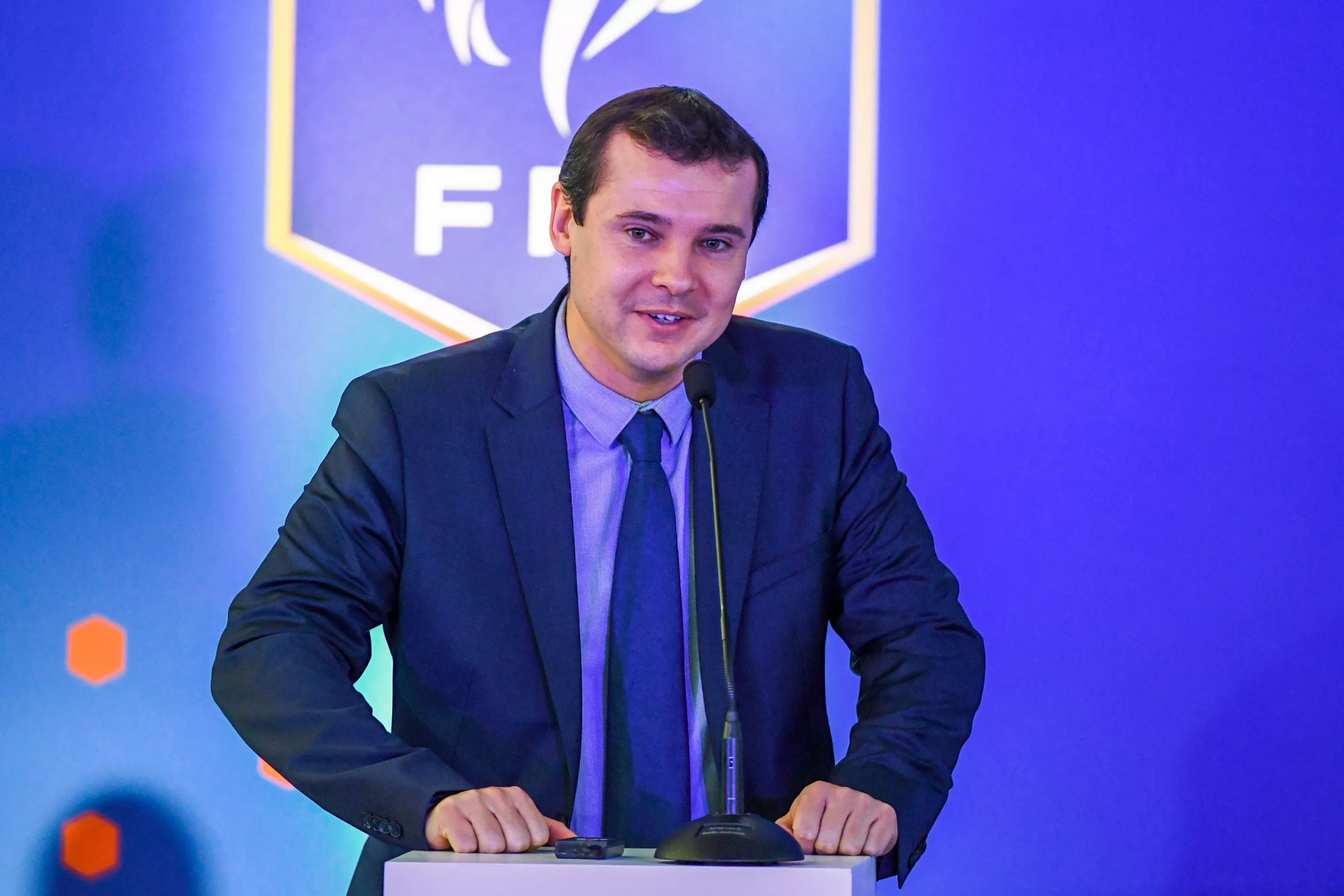 FIFA N.3 Kevin Lamour despedido después de oponerse Gianni Infantino