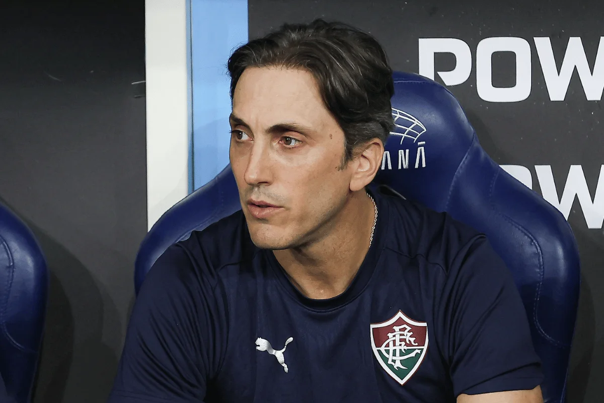 Fluminense annonce la démission de l'entraîneur Luis Zubeldía