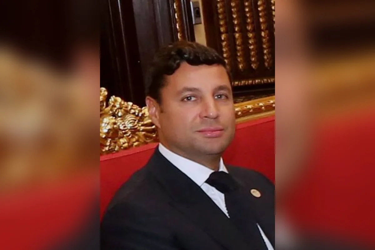 رئيس المخابرات وزوجة الأزياء الإكوادورية يموت في تحطم طائرة الهليكوبتر