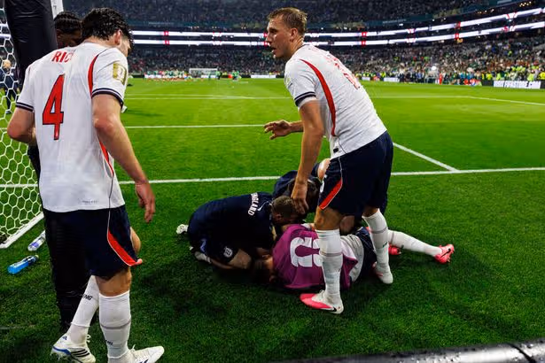 Mexico vs England: Jordan Henderson injury latest as Thomas Tuchel raises Donald Trump issue