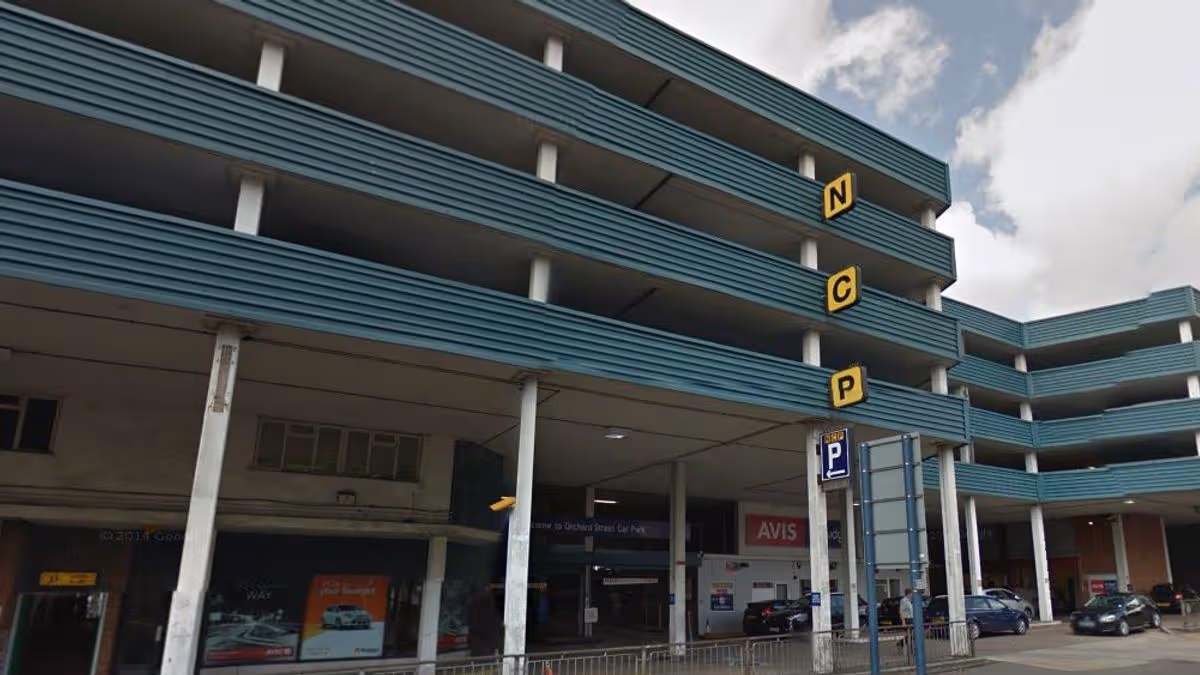 El consejo de Swansea ocupa los dos aparcamientos NCP de la ciudad