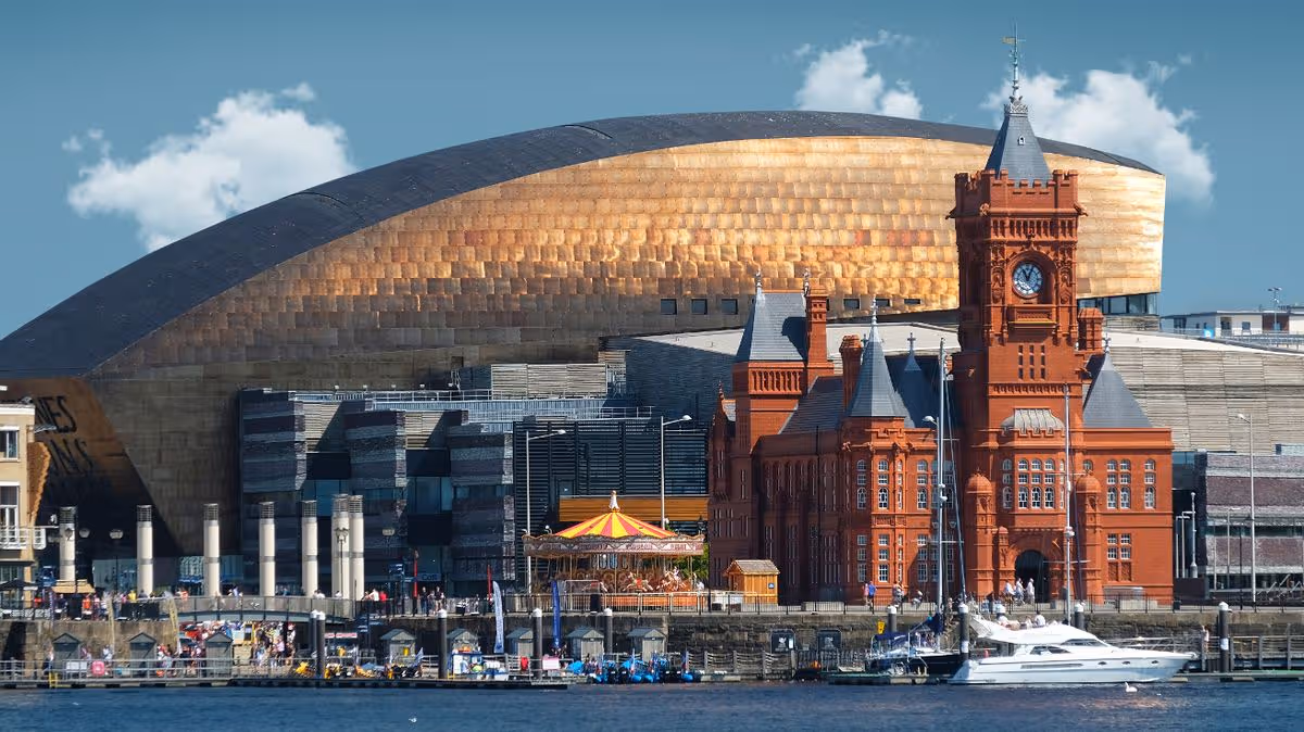 More than 300 buildings owned by Cardiff Council found to contain asbestos