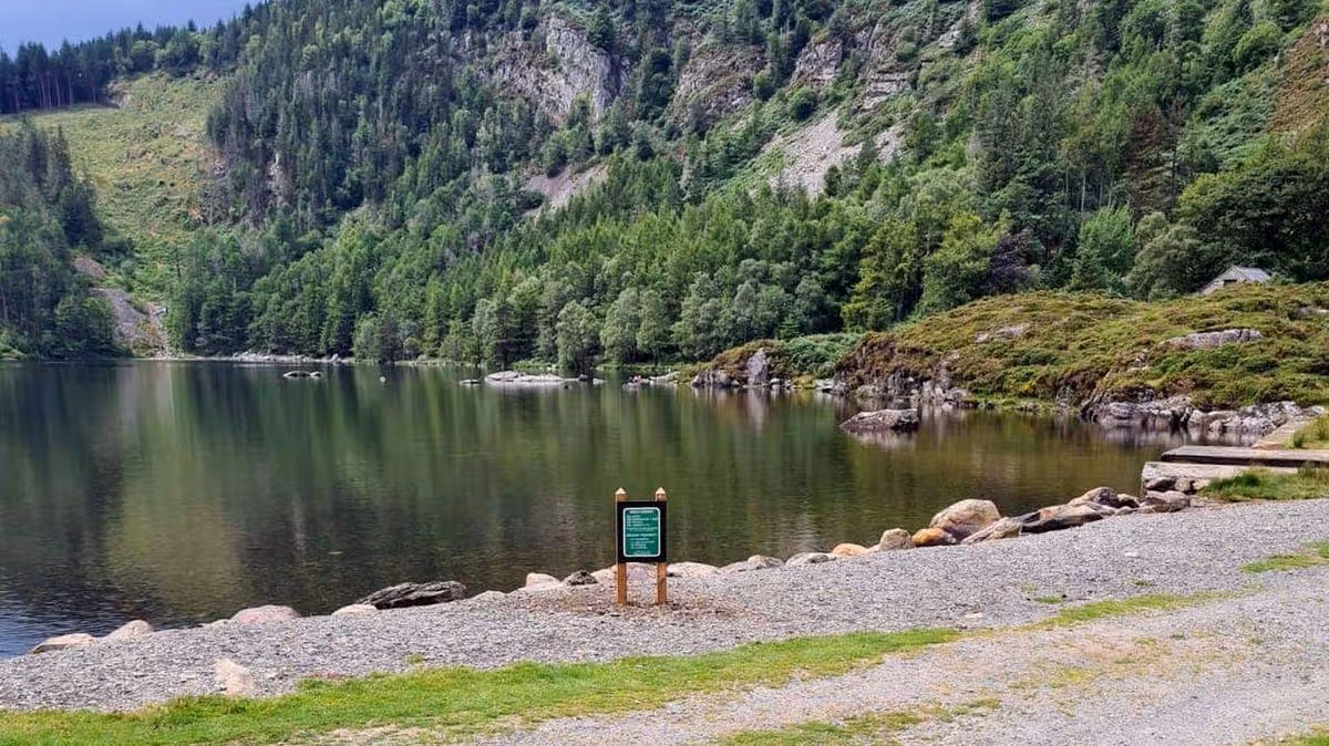 Man's body pulled from water at Welsh lake